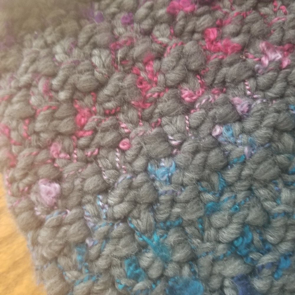 D&Y Scarf - Picture 5 of 5